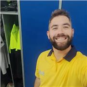 Podría dar todo tipo de clases relacionadas con ciencias bilogía ciencias ambientales o química.